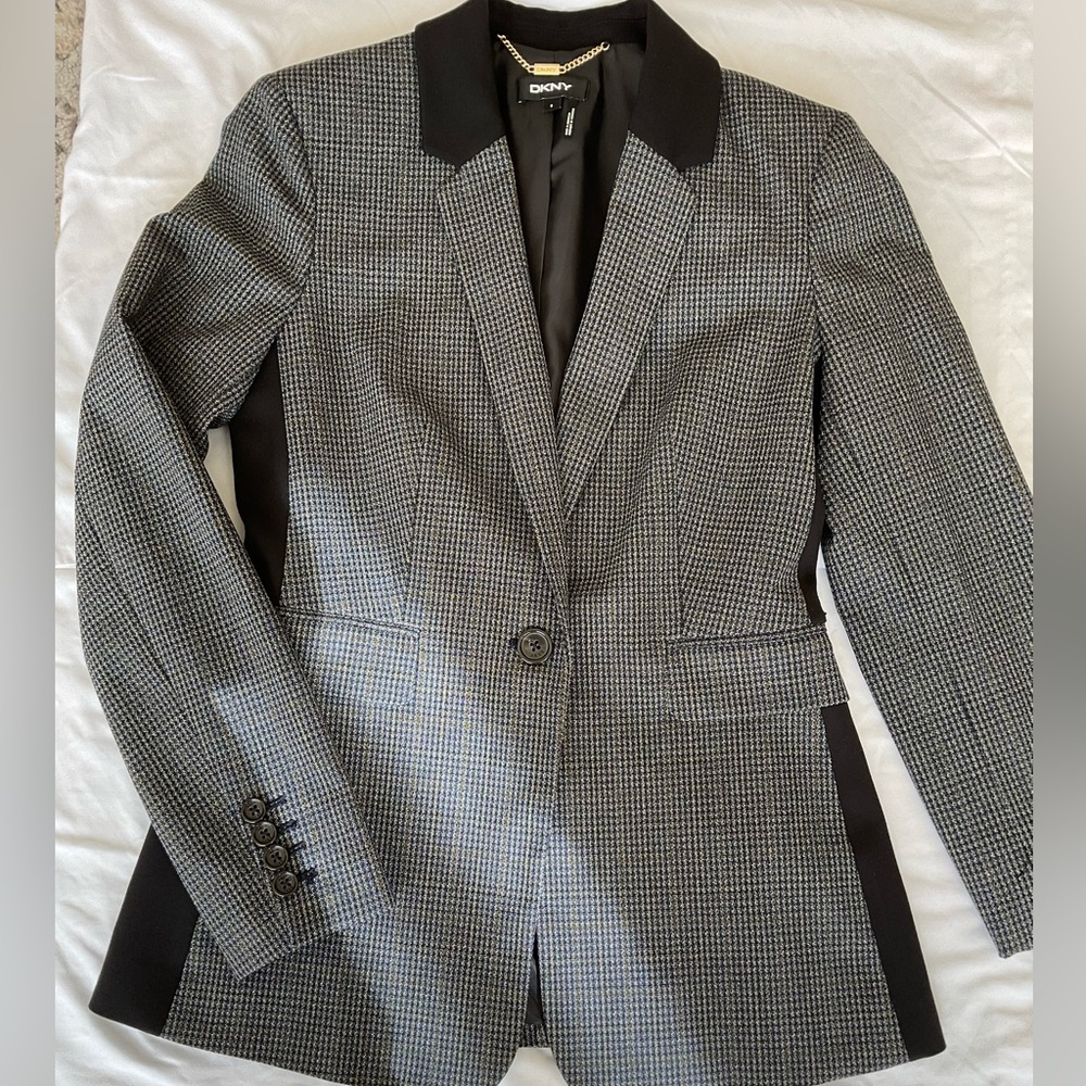 DKNY Gray and Black Blazer with Modern Fit